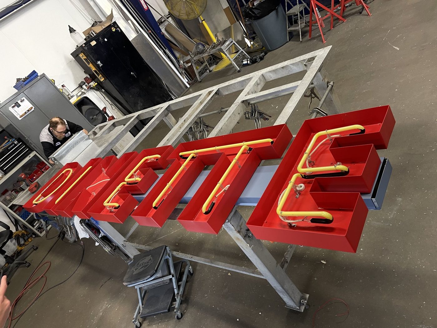 Channel letter signs